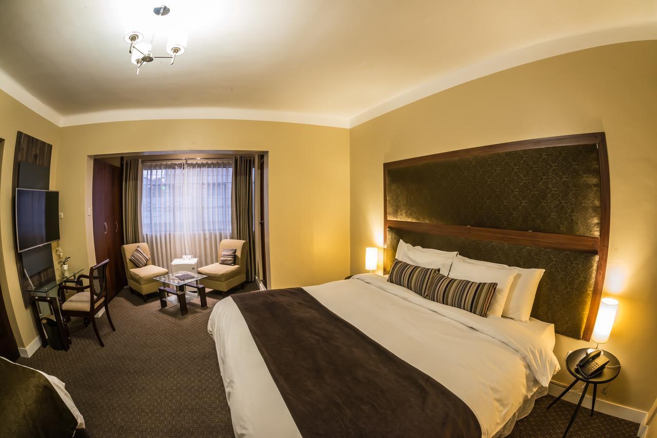 Los Leones Hotel Boutique Yanahuara Екстериор снимка