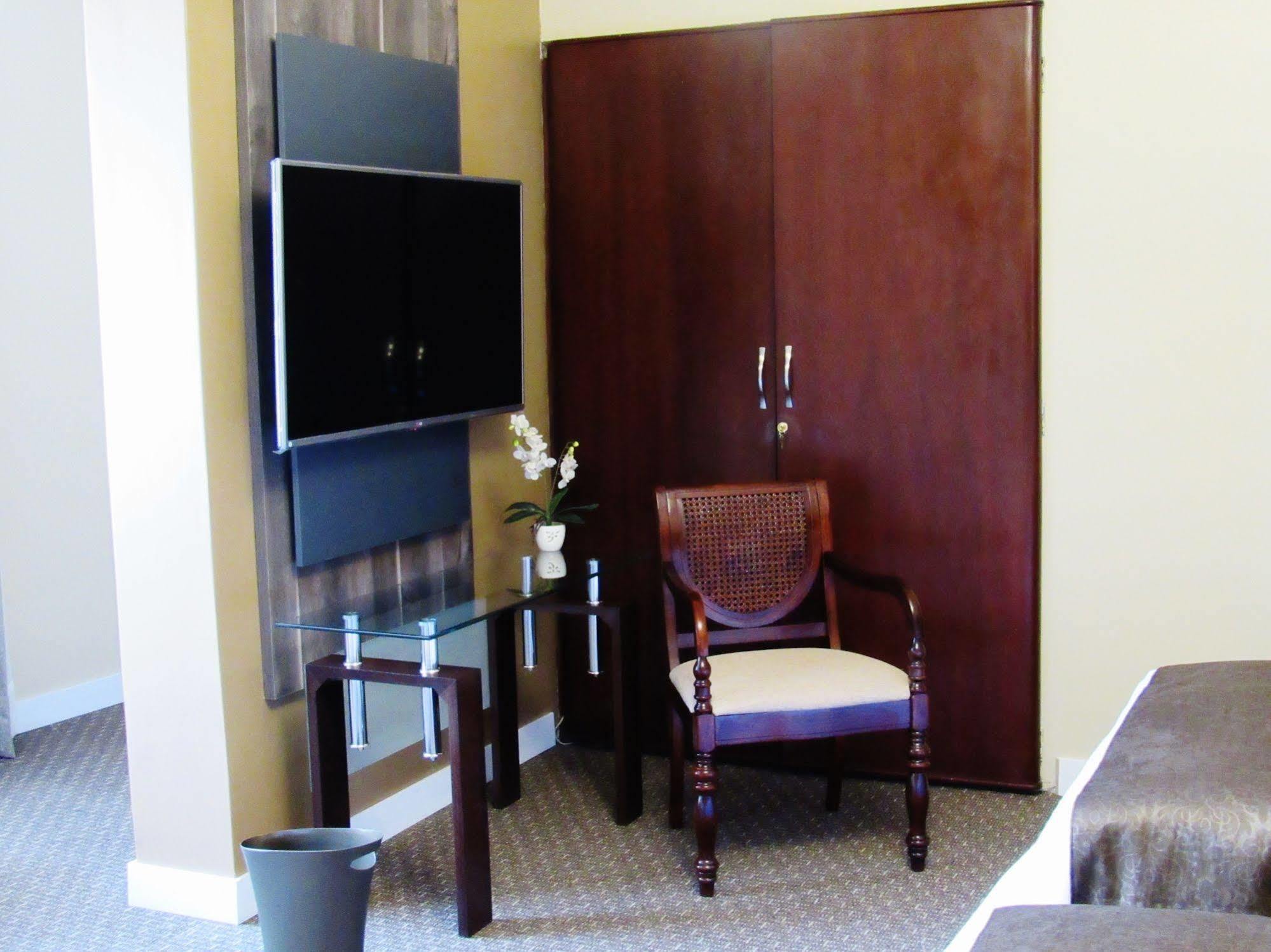Los Leones Hotel Boutique Yanahuara Екстериор снимка