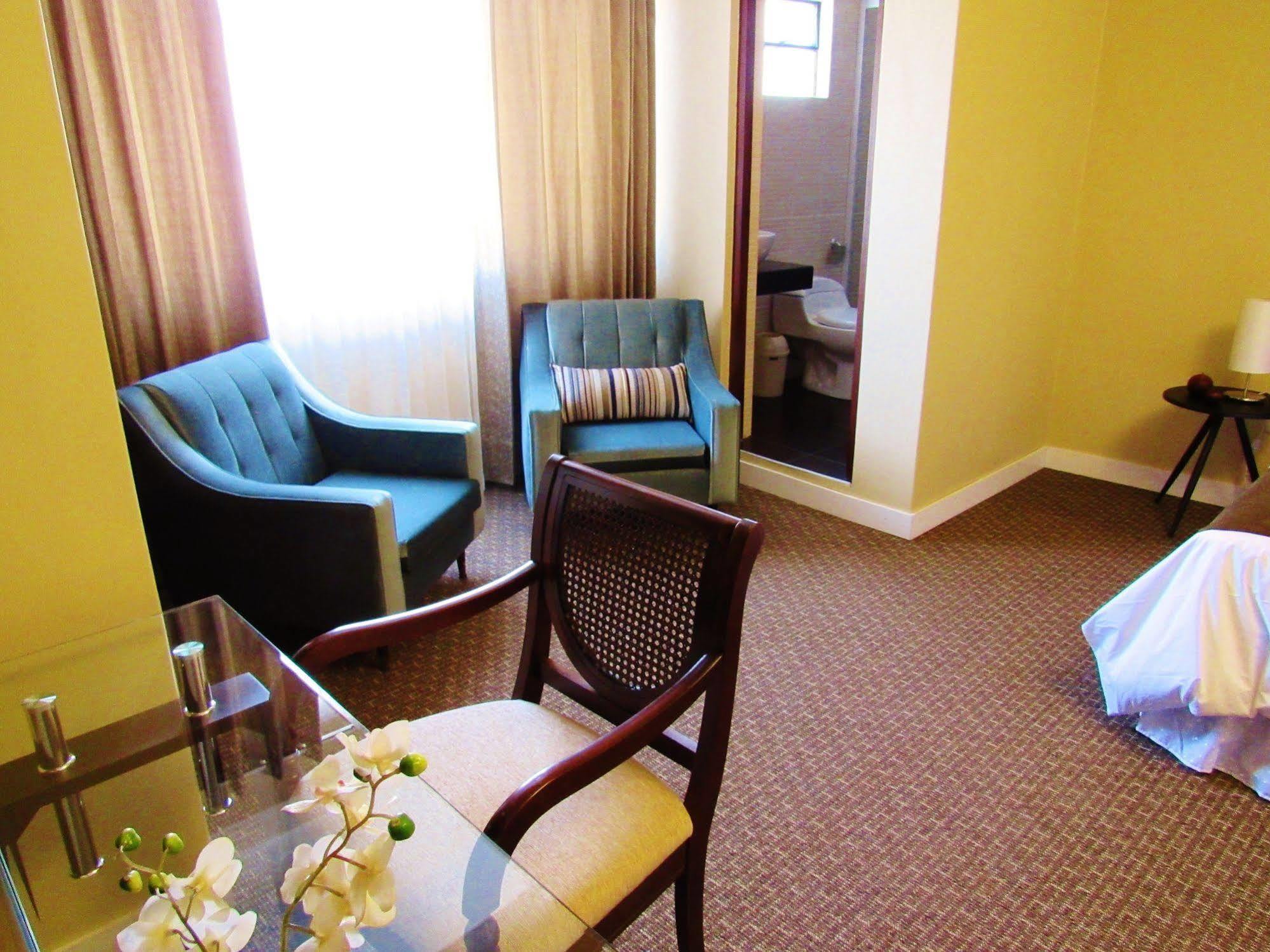Los Leones Hotel Boutique Yanahuara Екстериор снимка