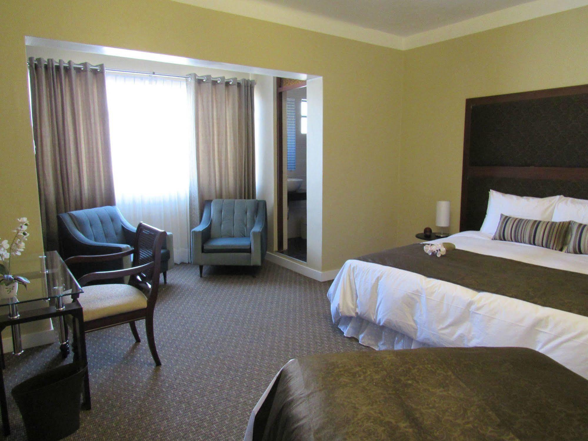 Los Leones Hotel Boutique Yanahuara Екстериор снимка