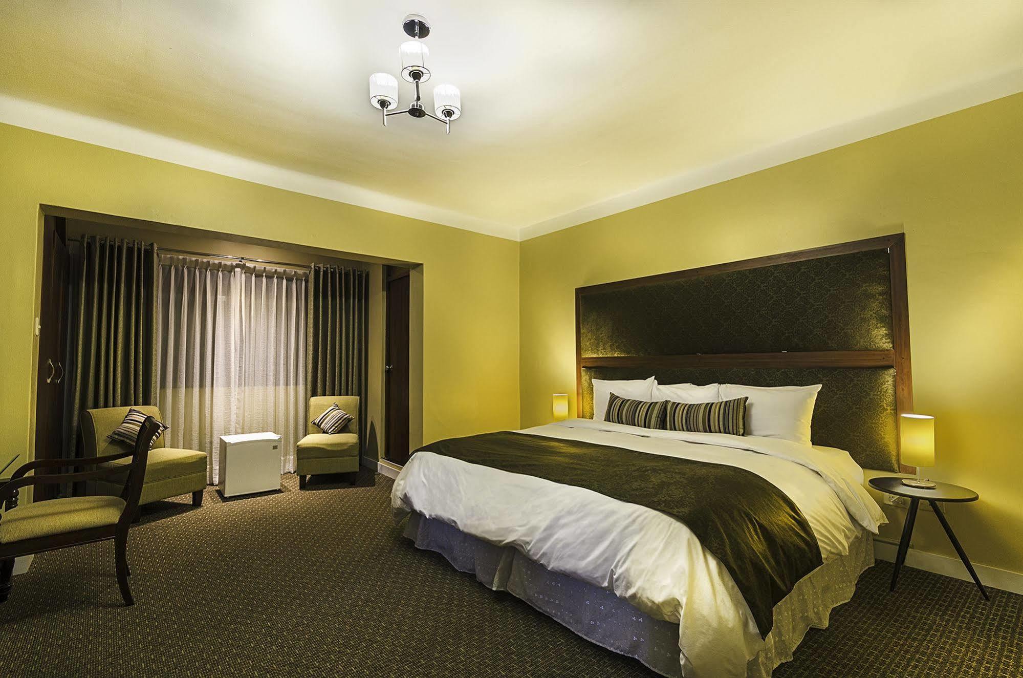 Los Leones Hotel Boutique Yanahuara Екстериор снимка